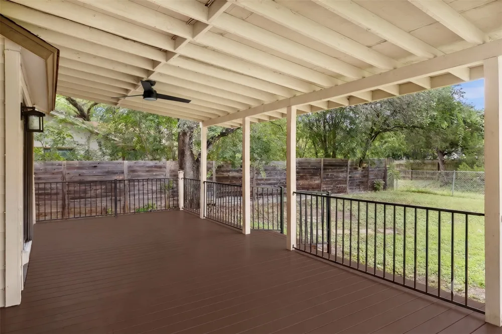 8905 Bridgewood Trail Austin, TX 78729