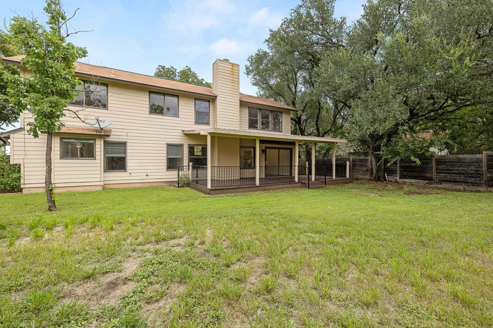 8905 Bridgewood Trail Austin, TX 78729