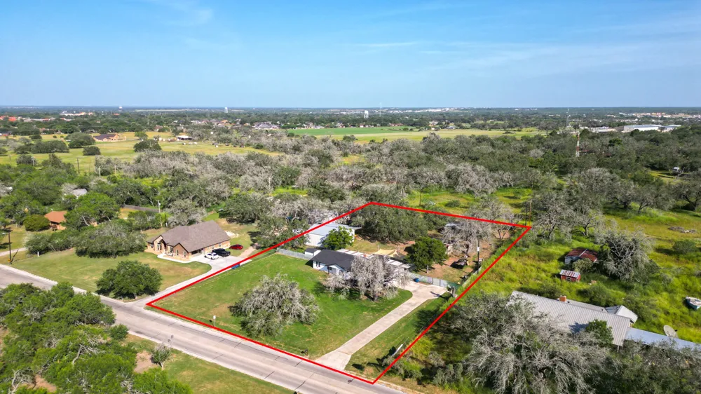 81 Pulliam Drive Pleasanton, TX 78064