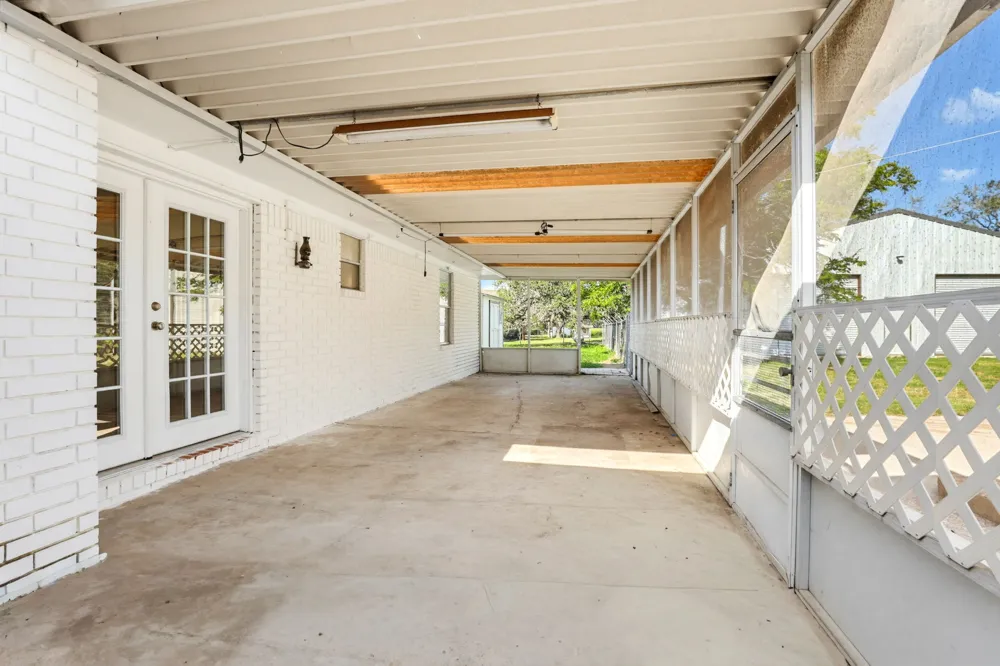 81 Pulliam Drive Pleasanton, TX 78064