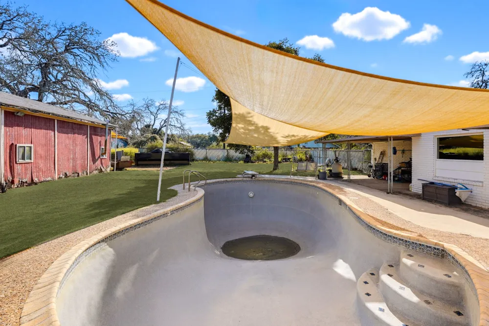 81 Pulliam Drive Pleasanton, TX 78064