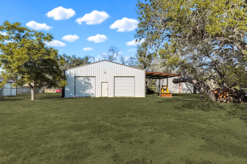 81 Pulliam Drive Pleasanton, TX 78064