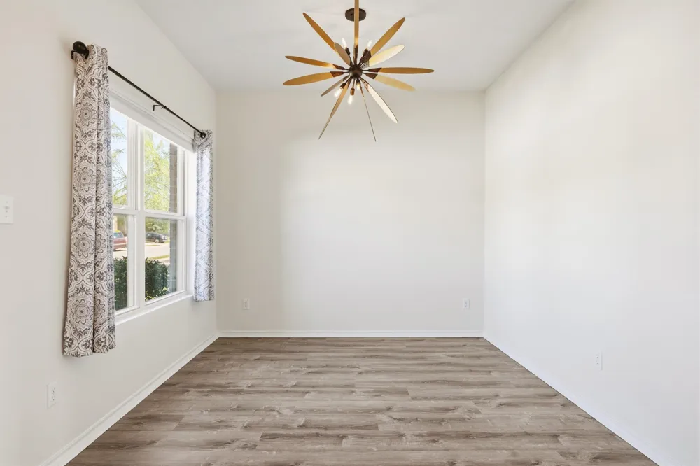 716 S San Marcos Street Manor, TX 78653