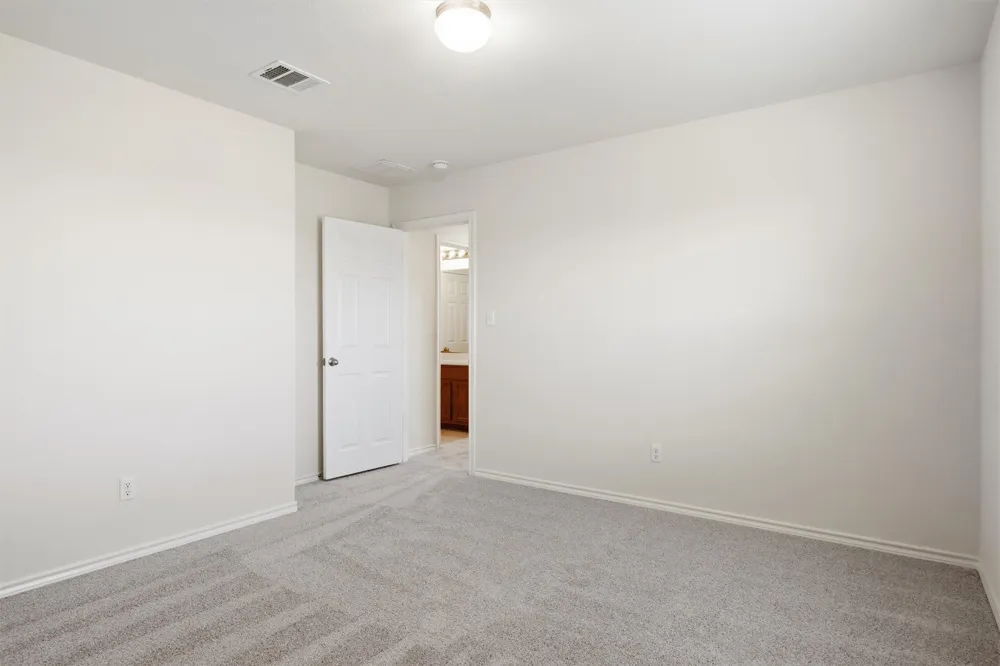 716 S San Marcos Street Manor, TX 78653