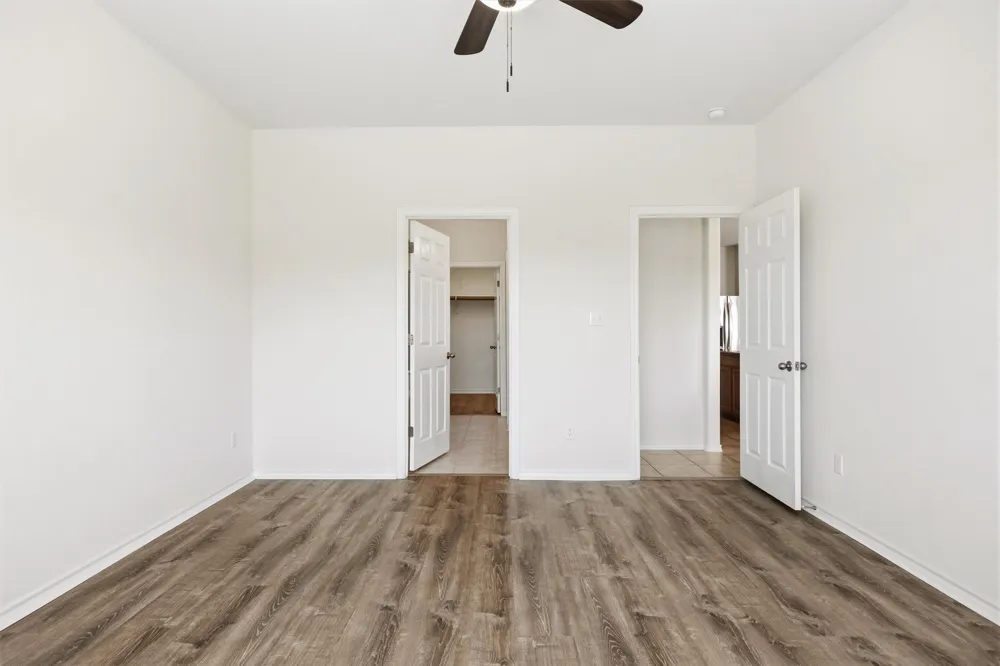 716 S San Marcos Street Manor, TX 78653