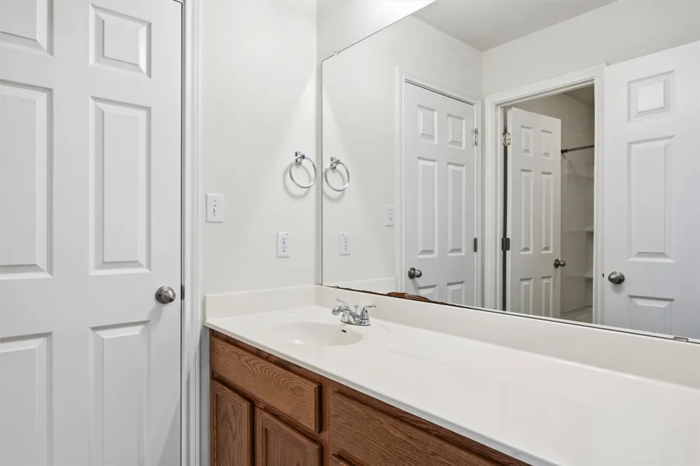 716 S San Marcos Street Manor, TX 78653
