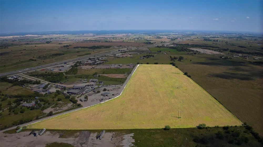 35 IH Jarrell, TX 76537