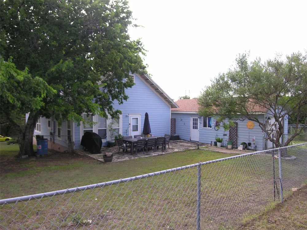 13 Cockrell Circle Lampasas, TX 76550