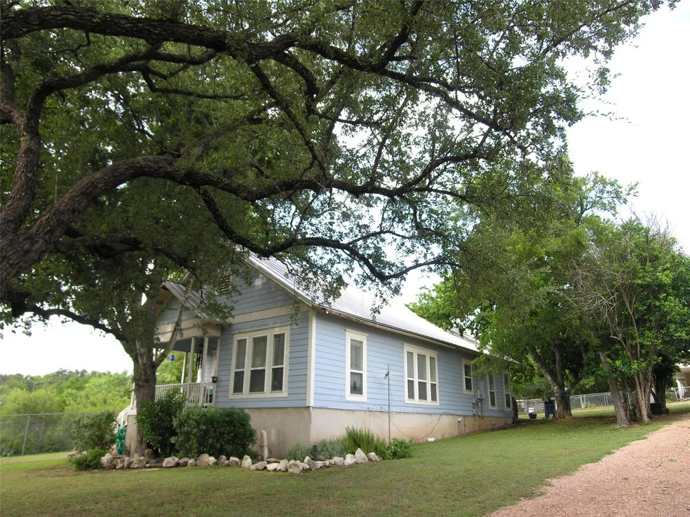 13 Cockrell Circle Lampasas, TX 76550