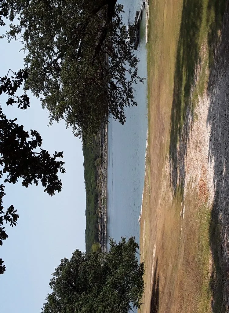 56 Travis Oaks Drive Marble Falls, TX 78654