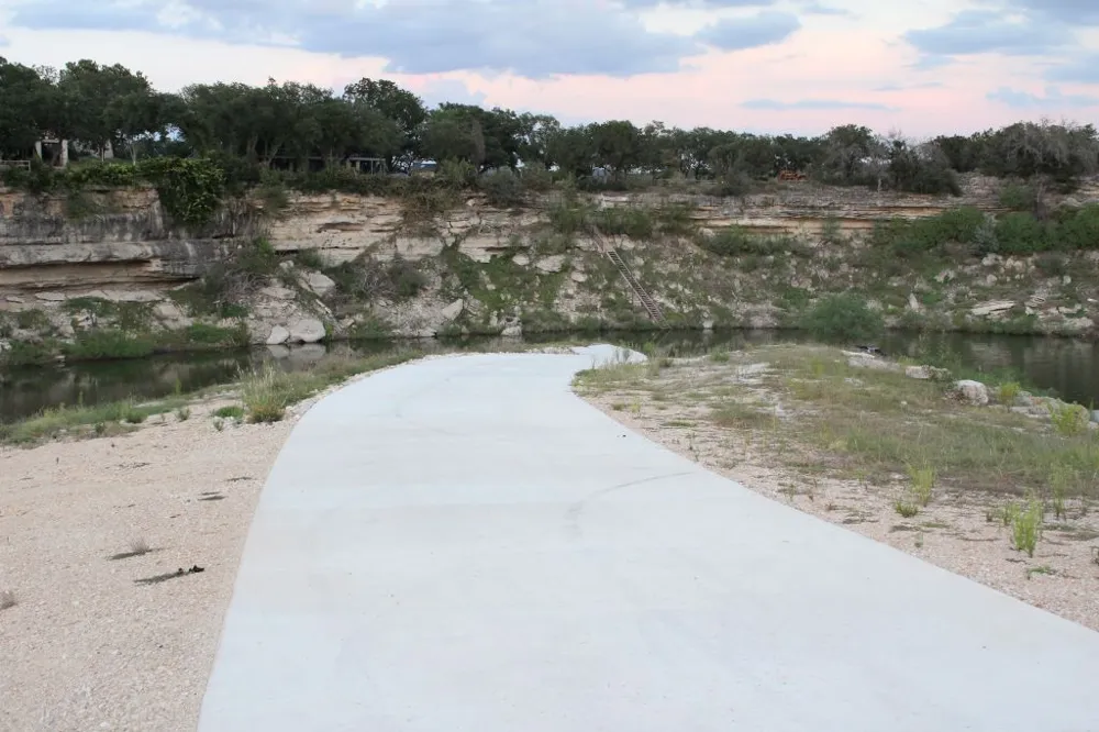 56 Travis Oaks Drive Marble Falls, TX 78654
