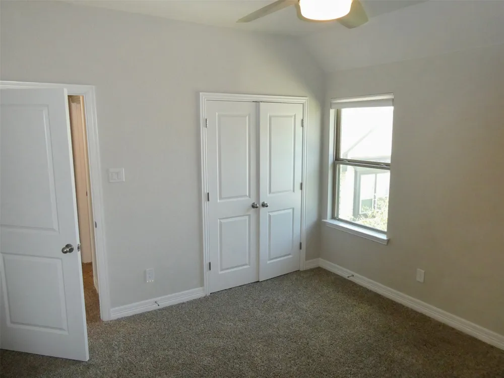 1017 HIGHCREST Georgetown, TX 78628