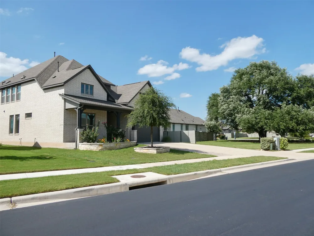 1017 HIGHCREST Georgetown, TX 78628