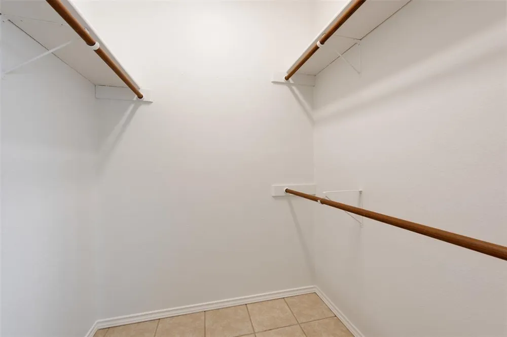 9100 Mountain Ridge Drive #105 Austin, TX 78759