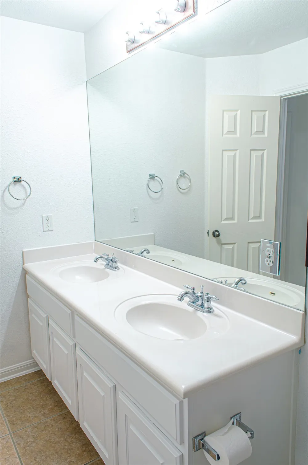 7709 Black Mountain Drive Austin, TX 78736