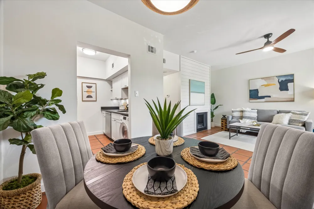 3903 Seiders Avenue #202 Austin, TX 78756