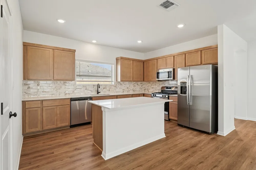 238 Bay Breeze Drive Kyle, TX 78640