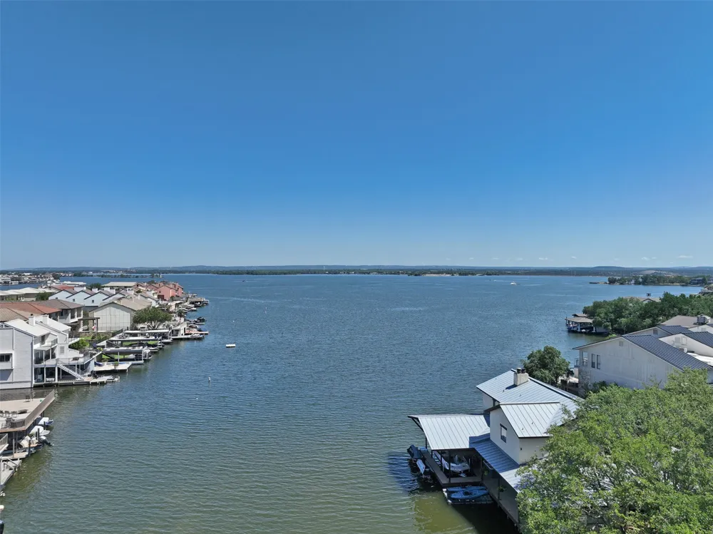 102 Bunny Run Horseshoe Bay, TX 78657