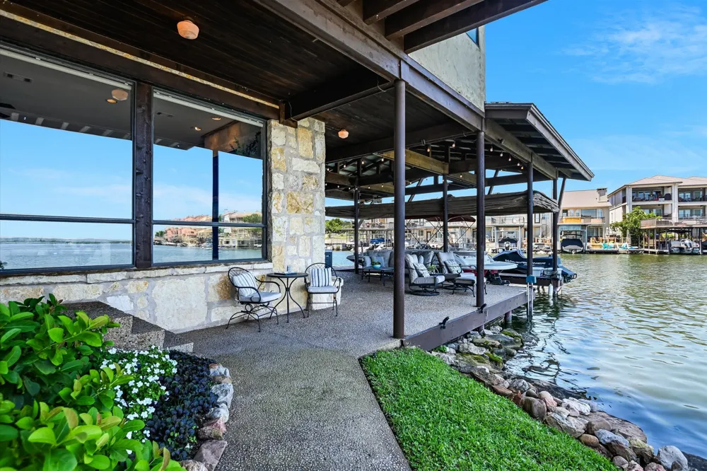 102 Bunny Run Horseshoe Bay, TX 78657