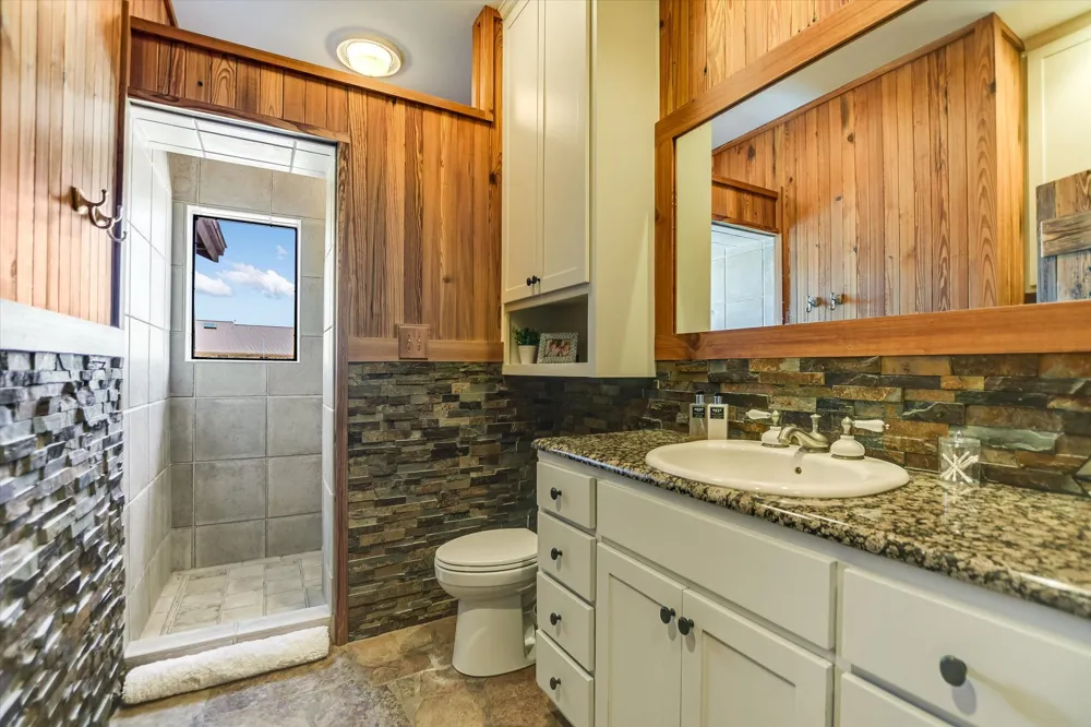 102 Bunny Run Horseshoe Bay, TX 78657