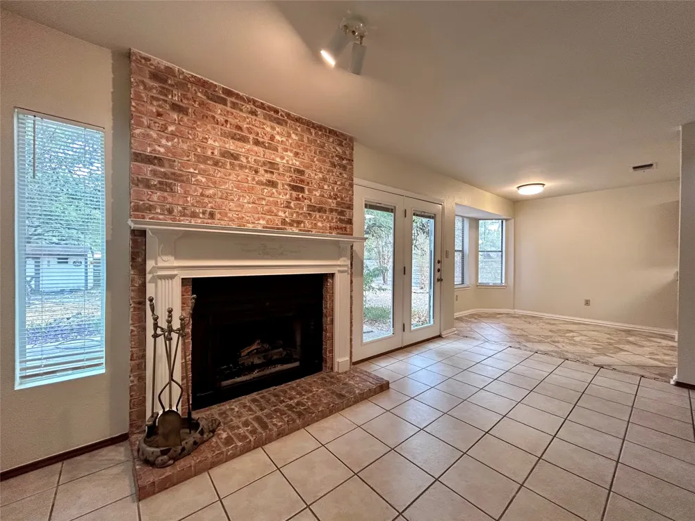 57 WOODCREEK DRIVE Wimberley, TX 78676