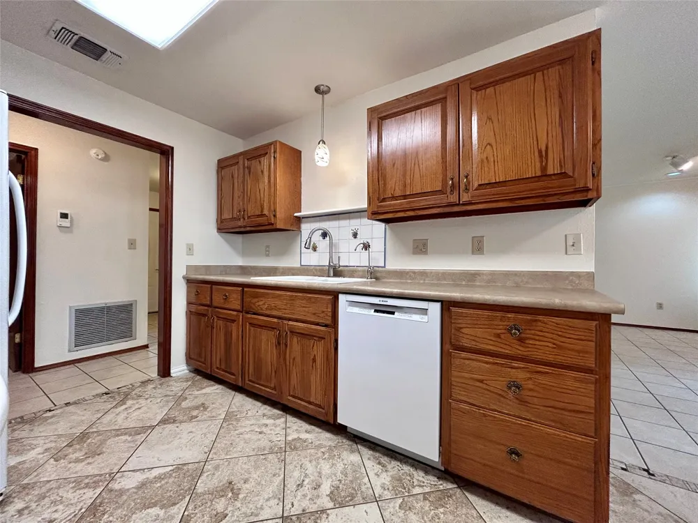57 WOODCREEK DRIVE Wimberley, TX 78676