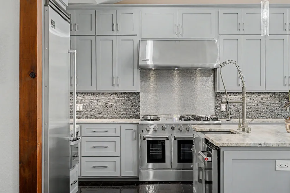 172 Bluff Trail Dripping Springs, TX 78620