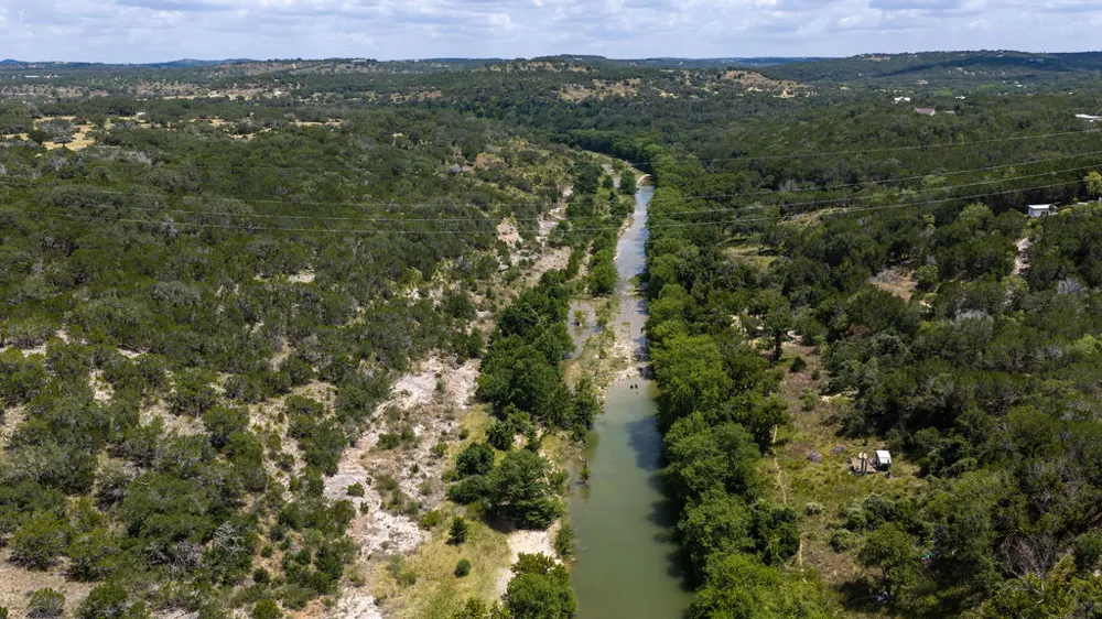 172 Bluff Trail Dripping Springs, TX 78620