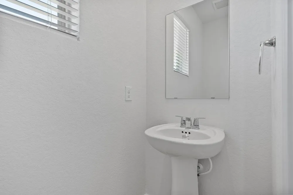 109 Hatari Trail Jarrell, TX 76537