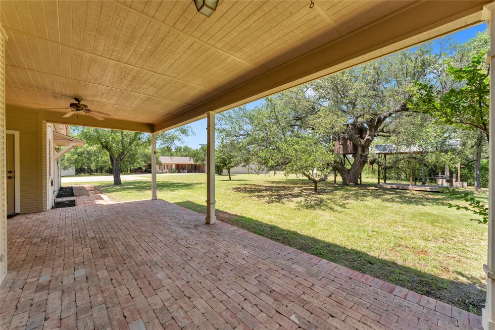 627 Ranch Road 2323 Llano, TX 78643