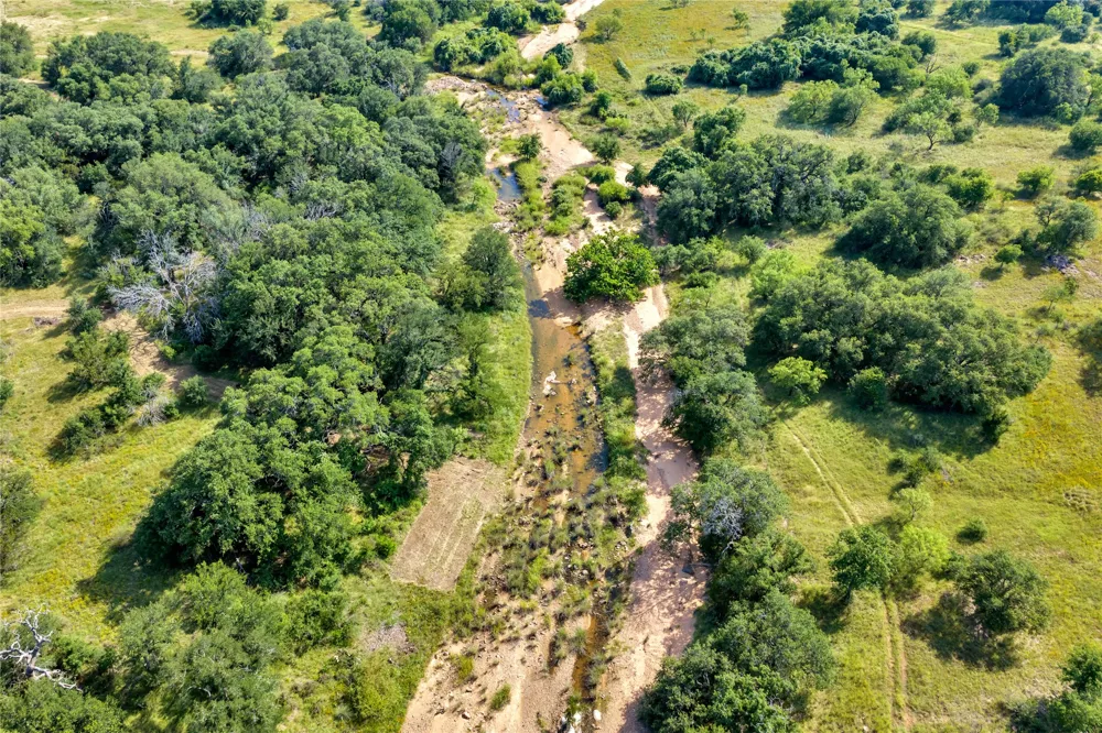 627 Ranch Road 2323 Llano, TX 78643