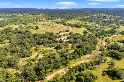 627 Ranch Road 2323