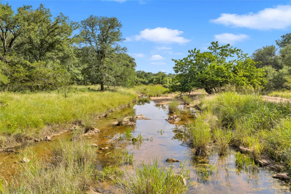 627 Ranch Road 2323 Llano, TX 78643