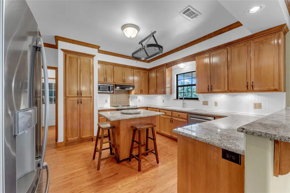 627 Ranch Road 2323 Llano, TX 78643