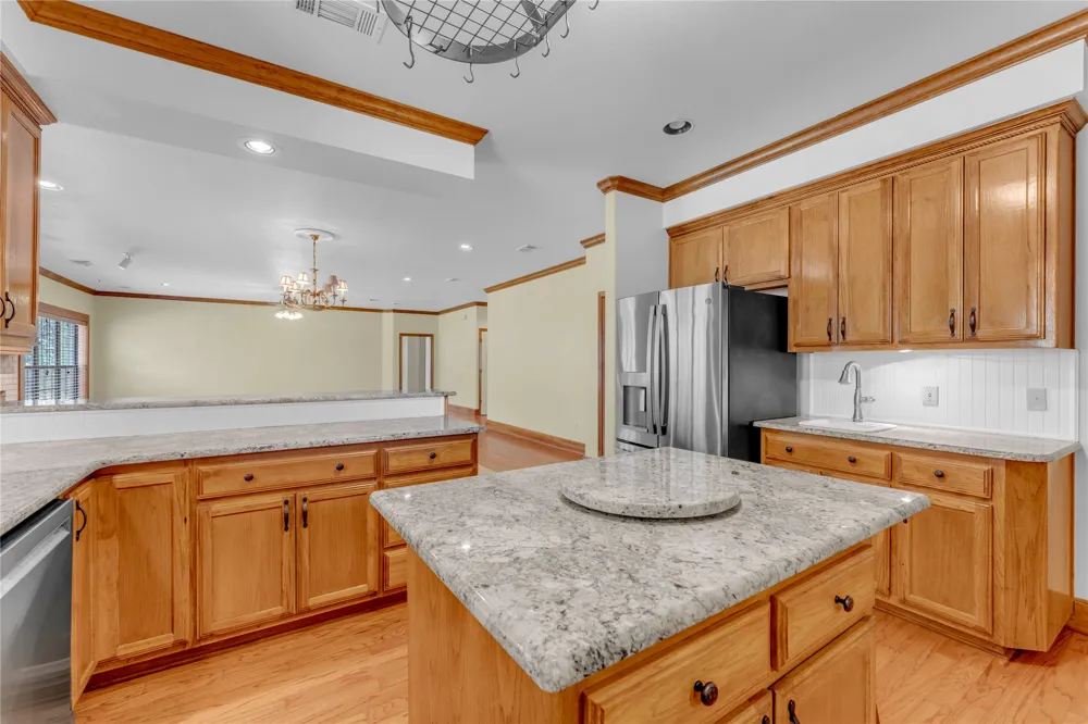 627 Ranch Road 2323 Llano, TX 78643
