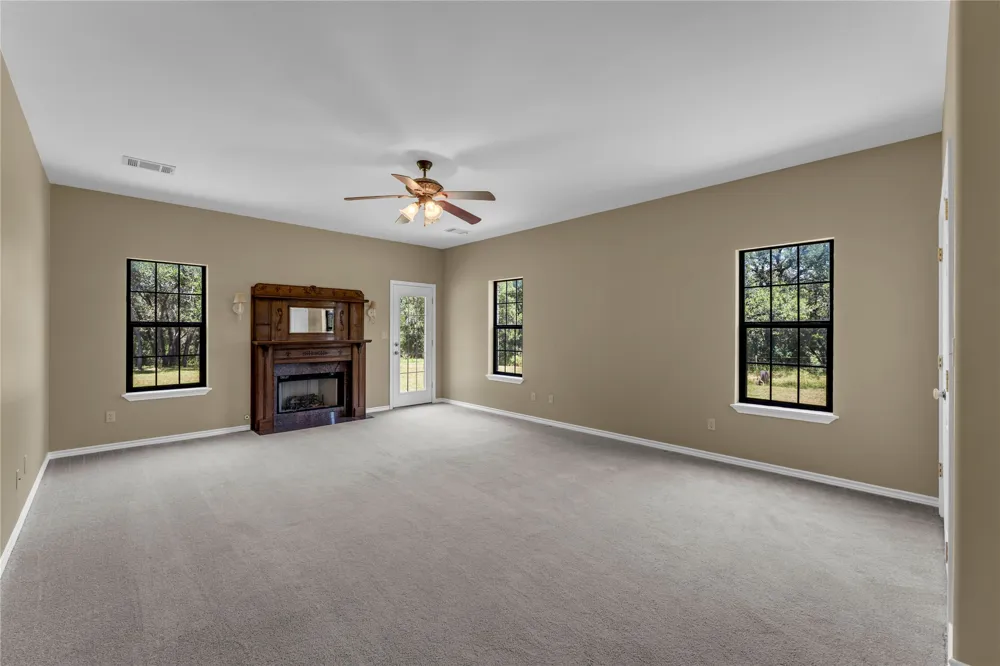 627 Ranch Road 2323 Llano, TX 78643