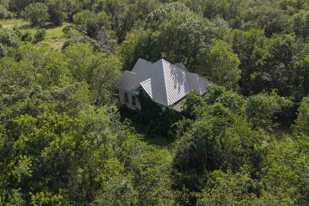 4791 County Road 473 Elgin, TX 78621