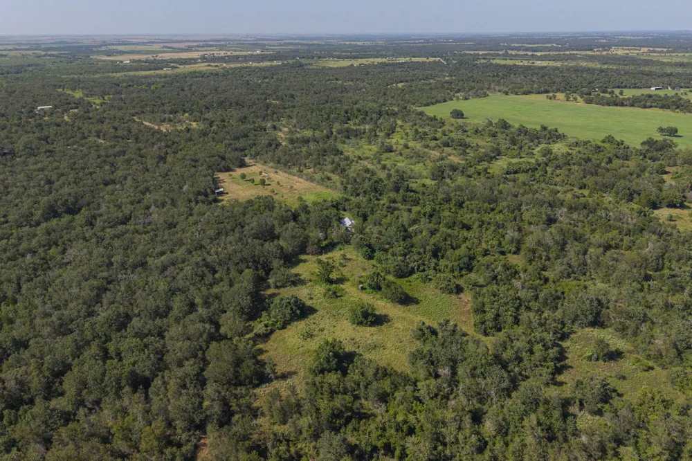 4791 County Road 473 Elgin, TX 78621