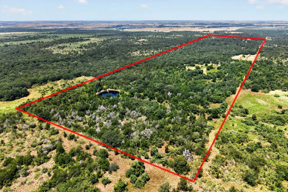 4791 County Road 473 Elgin, TX 78621