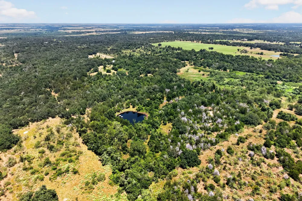 4791 County Road 473 Elgin, TX 78621