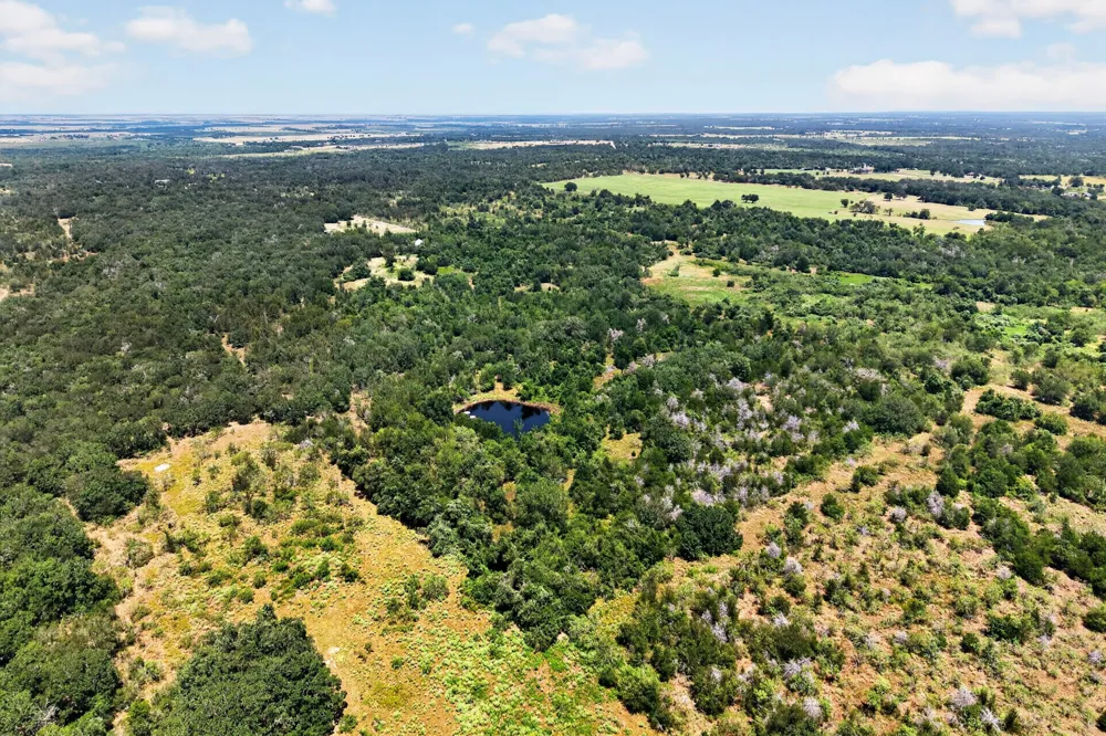 4791 County Road 473 Elgin, TX 78621
