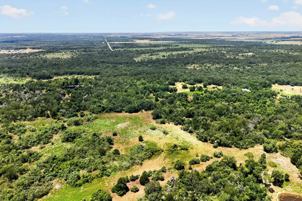 4791 County Road 473 Elgin, TX 78621