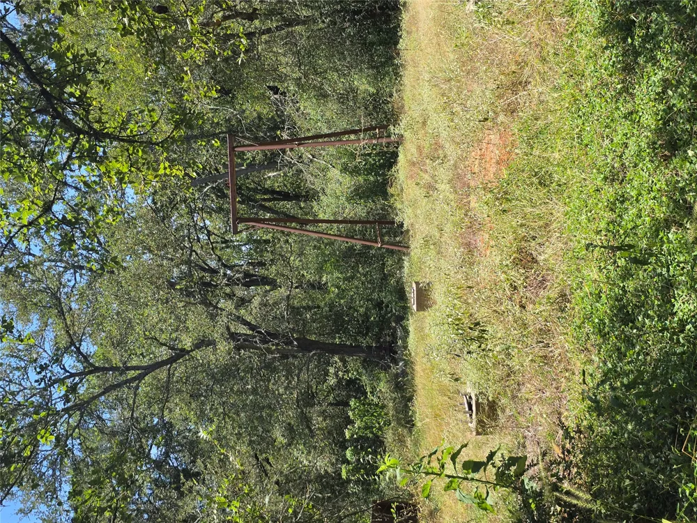 4791 County Road 473 Elgin, TX 78621