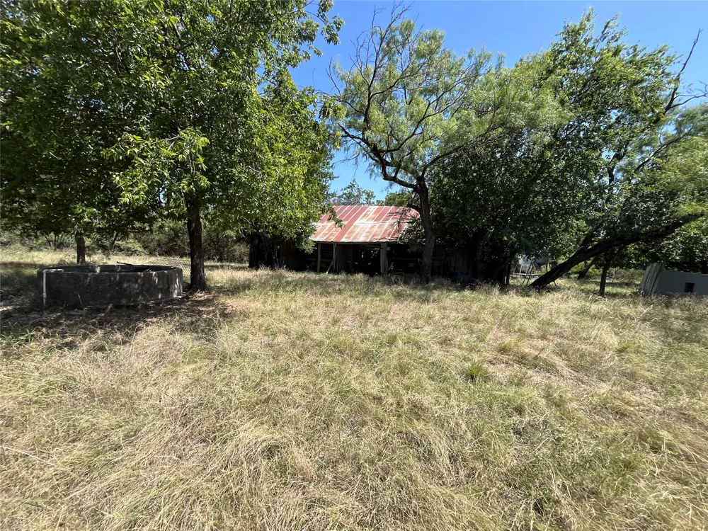 1115 CR 2732 Lometa, TX 76853