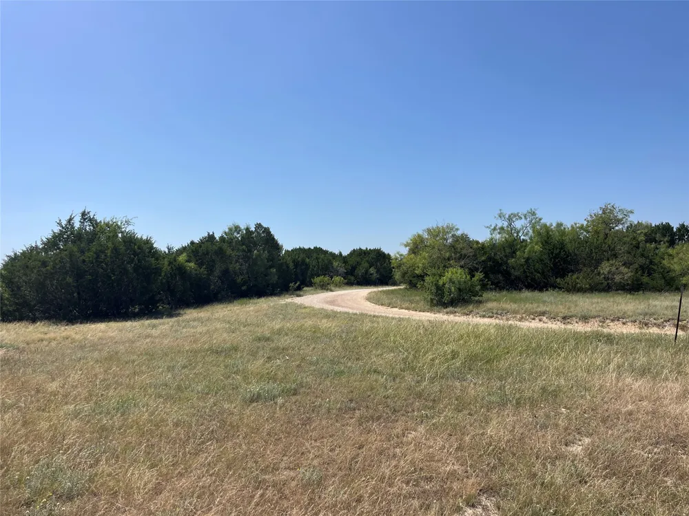 1115 CR 2732 Lometa, TX 76853
