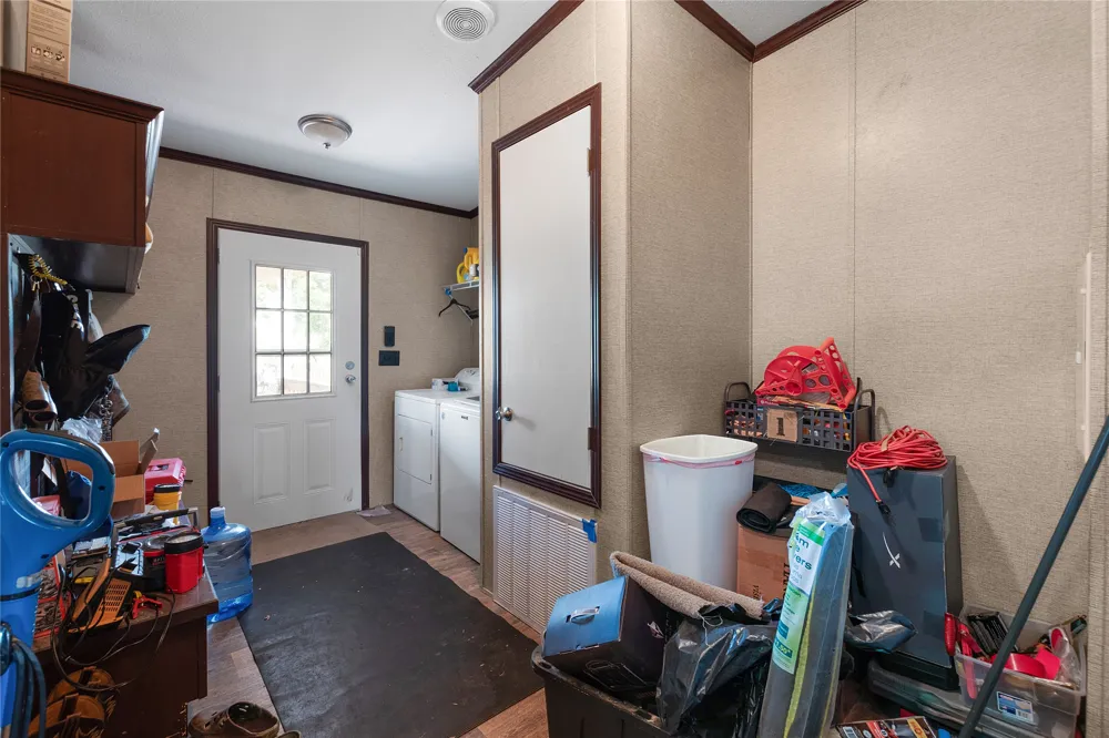1115 CR 2732 Lometa, TX 76853