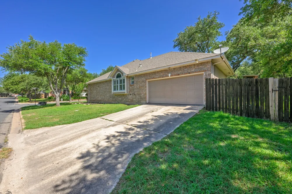 9321 Colberg Drive Austin, TX 78749