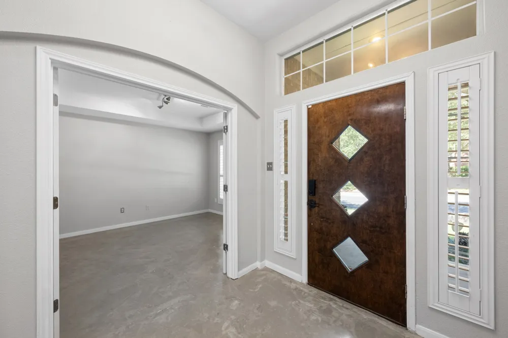 9321 Colberg Drive Austin, TX 78749