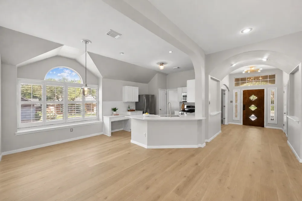9321 Colberg Drive Austin, TX 78749