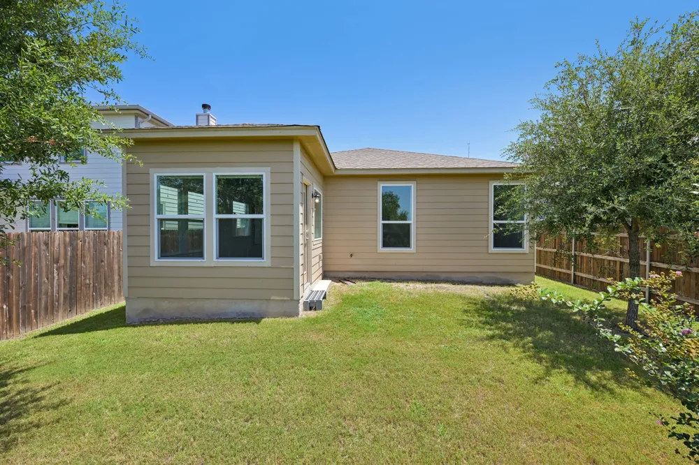 428 Los Cobos Lane Georgetown, TX 78626
